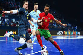 他们不仅展 他们不仅展